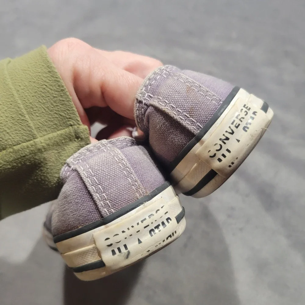 Converse Chuck Taylor All Star Low Top Purple Canvas Junior‎ Kids Shoes Size 12